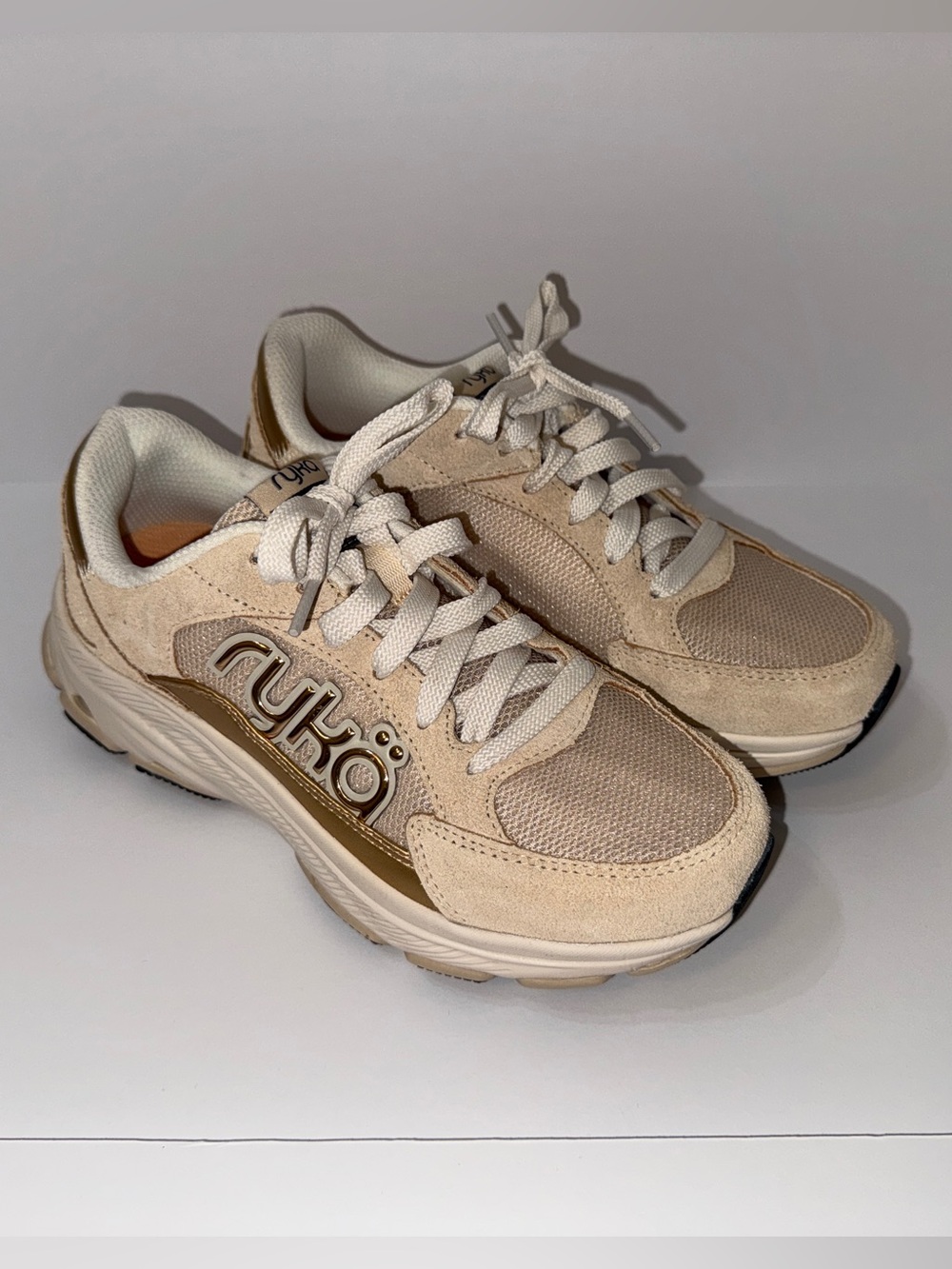 Ryca Neutral Beige Athletic Walking Sneakers with Gold Accent
